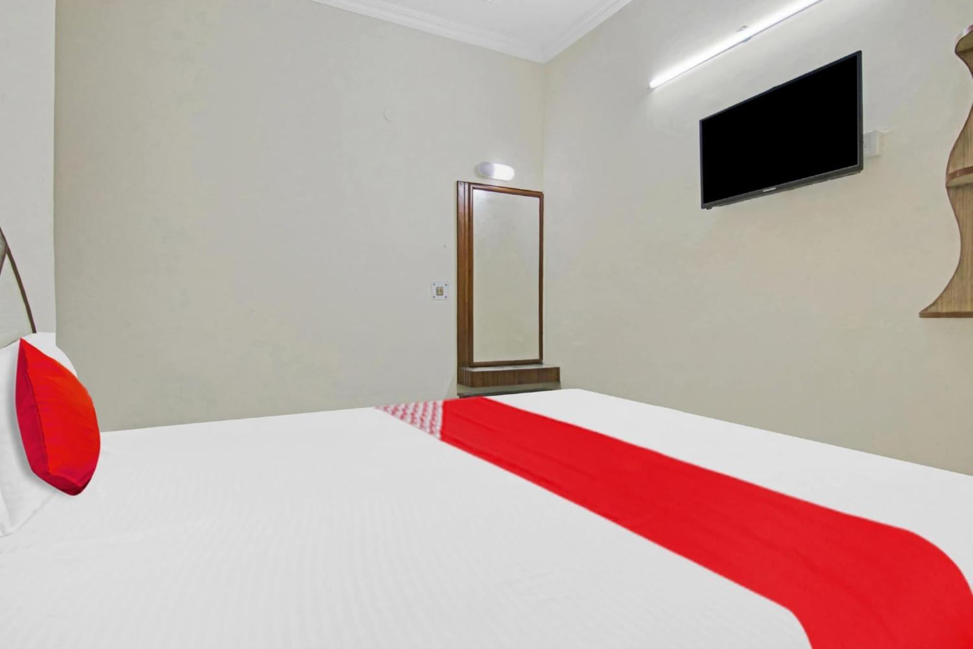 Hotel O Rak International Nowe Delhi Zewnętrze zdjęcie