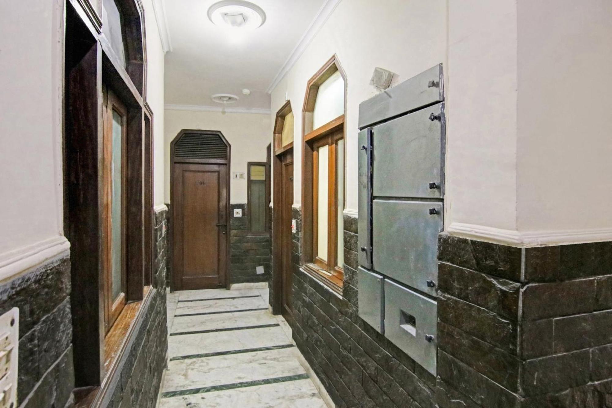Hotel O Rak International Nowe Delhi Zewnętrze zdjęcie